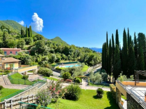 La Verbena vicino al Vittoriale con piscina condivisa e Wi-Fi
